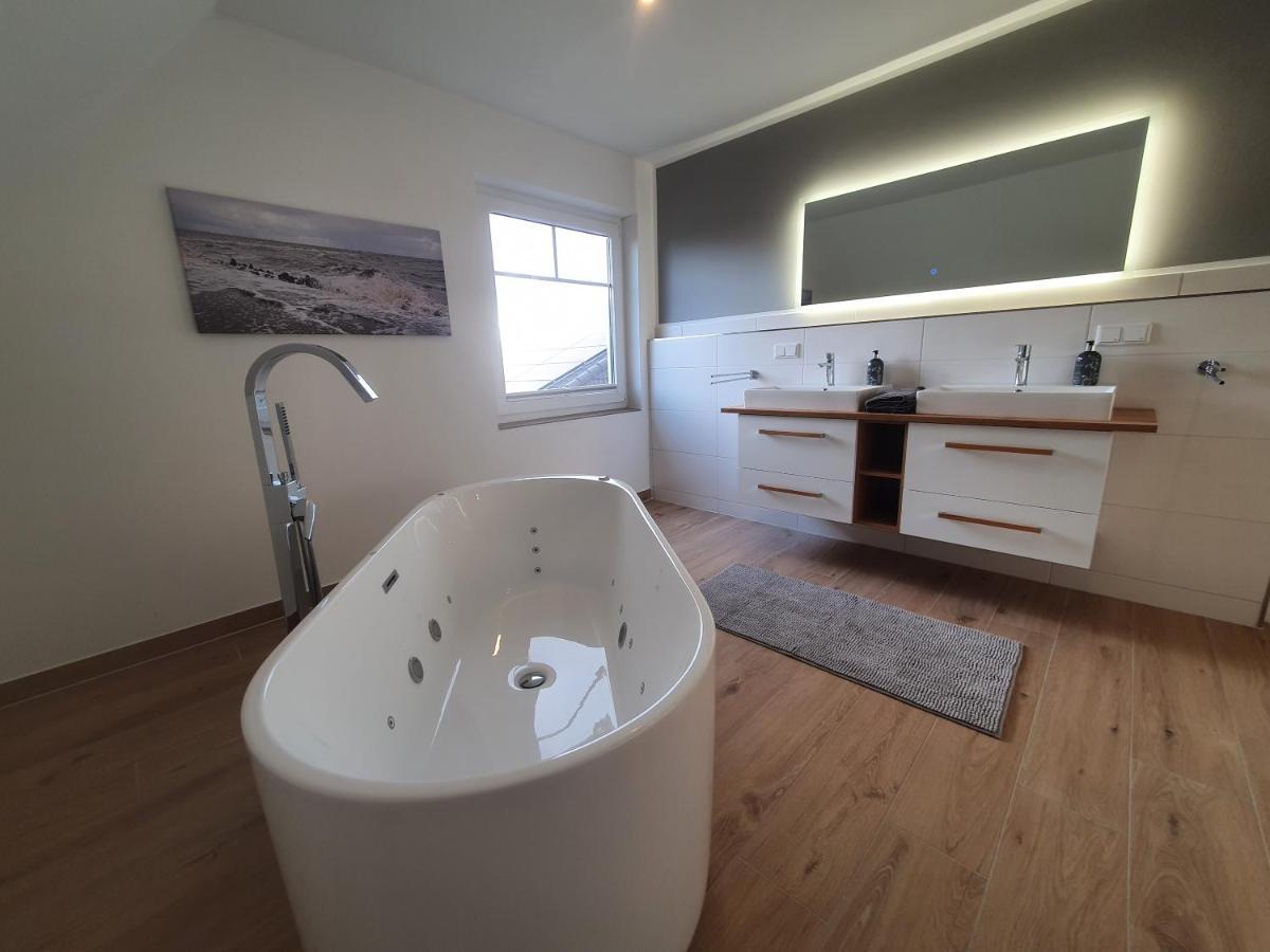 Ferienhaus Meerblick Pellworm Extérieur photo