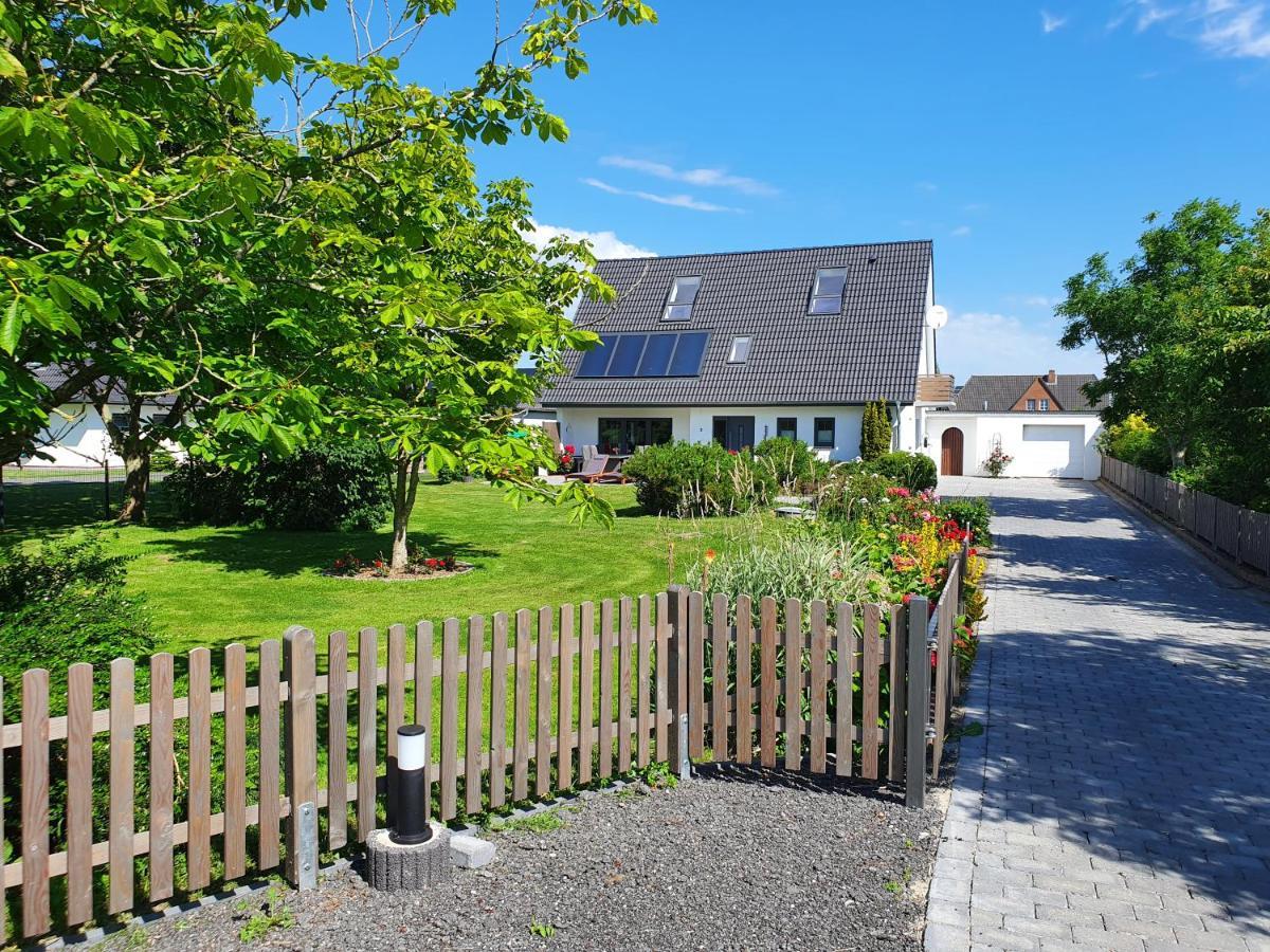 Ferienhaus Meerblick Pellworm Extérieur photo